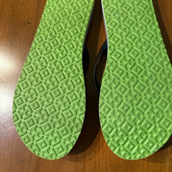 Tory Burch Navy/Light Blue Minnie Flip Flop, EUC - Picture 5 of 6